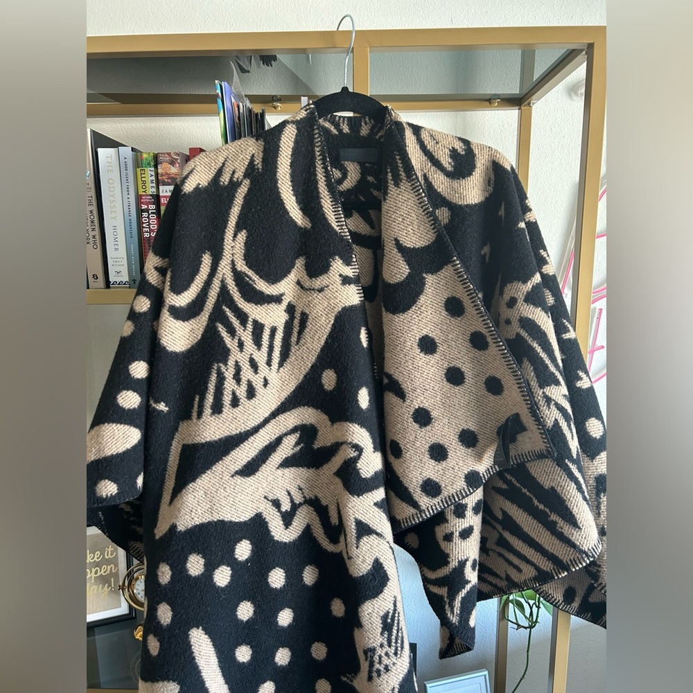 Burberry tan and black poncho